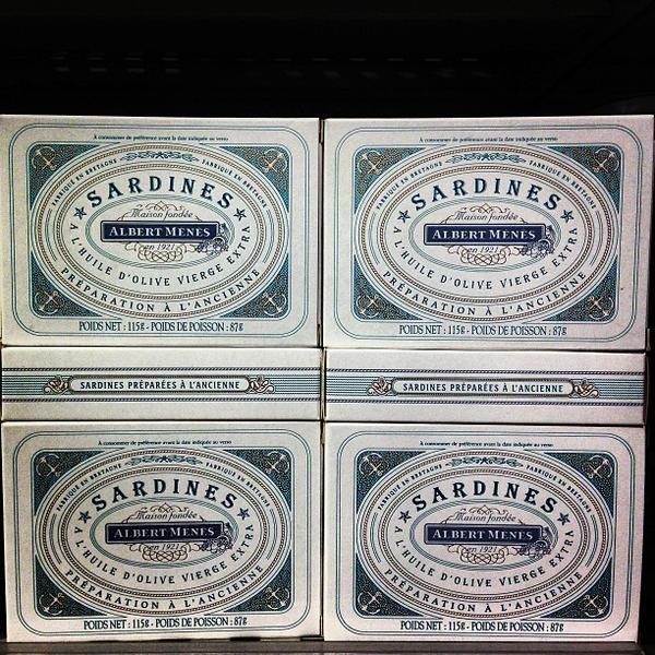 Photo taken at Monoprix by Mikkel I. on 5/13/2013-法国巴黎香榭丽舍大街52号 Photo taken at Monoprix by Mikkel I. on 5/13/2013