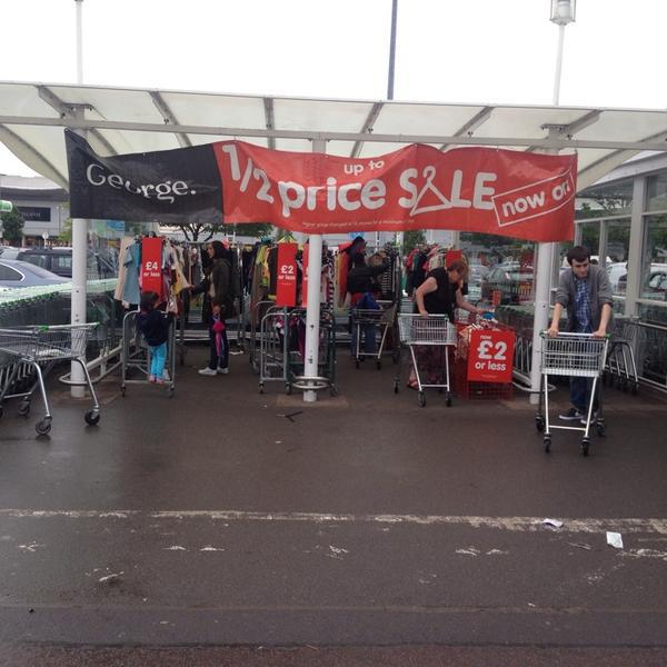 Photo taken at ASDA by Louise on 6/28/2013-英国伦敦半岛公园路 Photo taken at ASDA by Louise on 6/28/2013