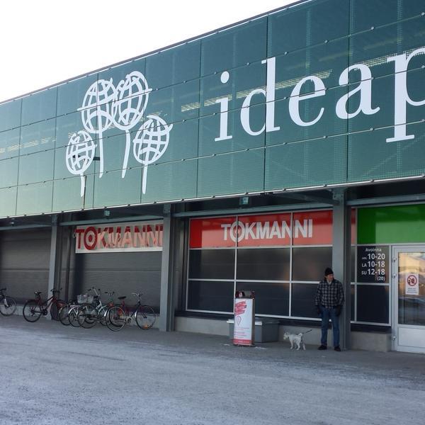 Photo taken at Tokmanni by Kimmo A. on 11/8/2014