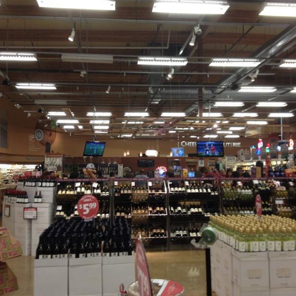 Photo taken at Whole Foods Market by H K. on 10/5/2012-加利福尼亚州埃尔塞贡多塞普尔维达大道760 Photo taken at Whole Foods Market by H K. on 10/5/2012