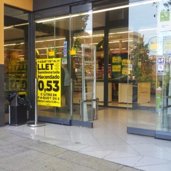 Photo taken at Mercadona by Jota on 11/22/2012