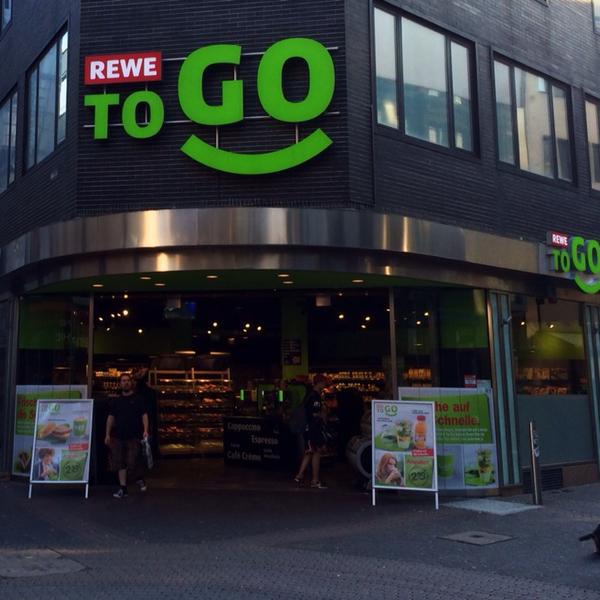 Photo taken at REWE to GO by Thorsten S. on 9/3/2014-德国北莱茵威斯特法伦州科隆主街63 Photo taken at REWE to GO by Thorsten S. on 9/3/2014