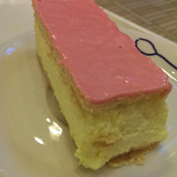 Photo taken at HEMA by Isıl G. on 1/12/2014