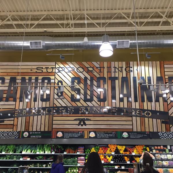 Photo taken at Whole Foods Market by Pedro A. on 12/18/2014-德克萨斯州奥斯汀多曼11920 Photo taken at Whole Foods Market by Pedro A. on 12/18/2014