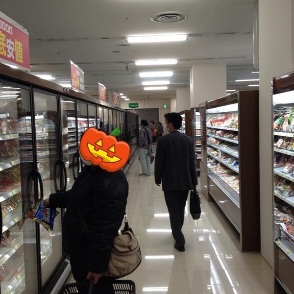 Photo taken at 西友 长崎駅店 by Kaoru I. on 3/21/2013