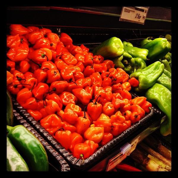 Photo taken at Whole Foods Market by Zeke F. on 2/22/2012-美国伊利诺斯州芝加哥科技教育107运河南街1101 Photo taken at Whole Foods Market by Zeke F. on 2/22/2012