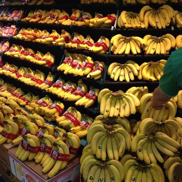 Photo taken at 홈플러스 (Home plus) by Jae Hyun K. on 6/16/2013