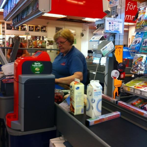 Photo taken at ICA Kvantum by Gary L. on 8/31/2012