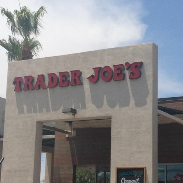 Photo taken at Trader Joe's by Yxes 