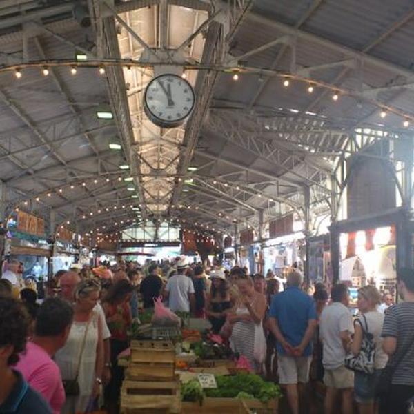 Photo taken at Monoprix by Ozog L. on 9/2/2012-法国昂蒂布戴高乐广场 Photo taken at Monoprix by Ozog L. on 9/2/2012