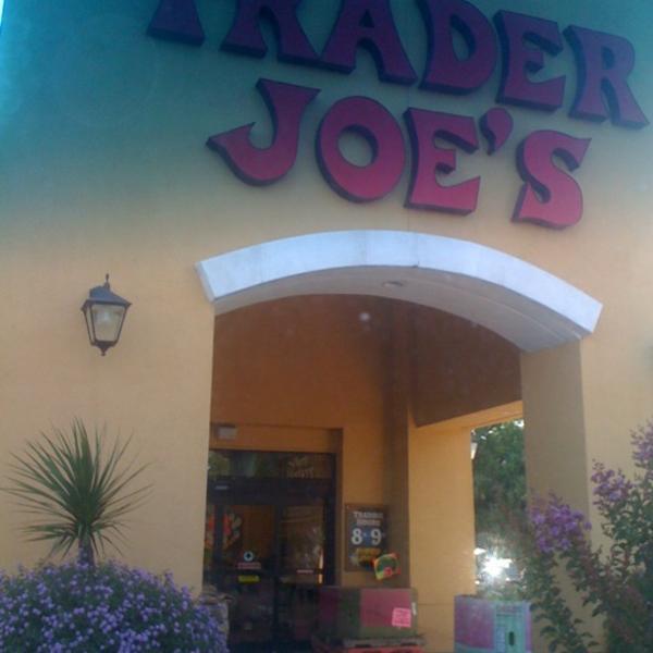 Photo taken at Trader Joe's by Leigh C. on 7/17/2011-加利福尼亚州埃尔克格罗大道9670号 Photo taken at Trader Joe's by Leigh C. on 7/17/2011