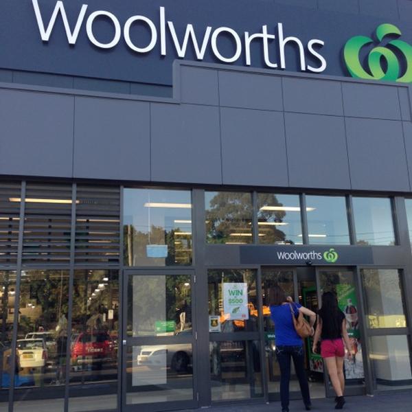 Photo taken at Woolworths by Susan on 10/24/2012-澳大利亚新南威尔士州悉尼安克利夫圣78-96 Photo taken at Woolworths by Susan on 10/24/2012