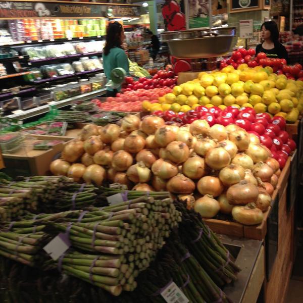 Photo taken at Whole Foods Market by Watanabe H. on 5/4/2013-麻萨诸塞波士顿剑桥市181 Photo taken at Whole Foods Market by Watanabe H. on 5/4/2013