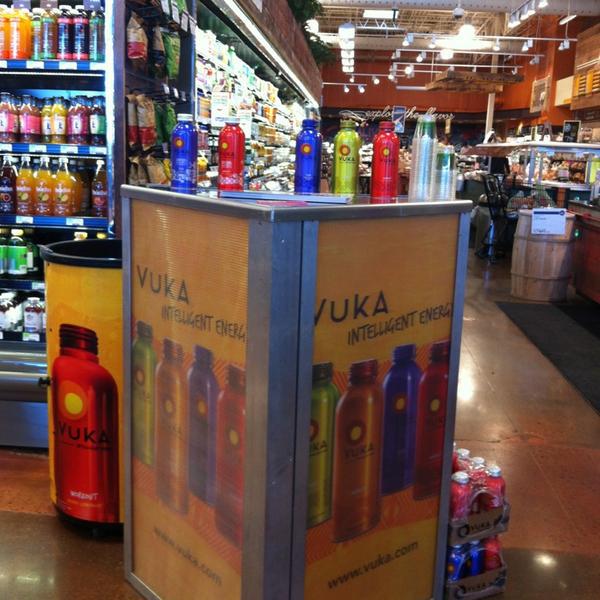Photo taken at Whole Foods Market by Vuka on 3/2/2013-科罗拉多80123 利特尔顿 沃兹沃思大道南(沃兹沃斯和丽景)5155号 Photo taken at Whole Foods Market by Vuka on 3/2/2013
