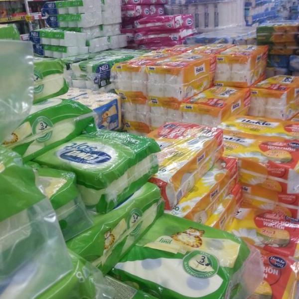 Photo taken at Kaufland by kosmar k. on 12/22/2012-德国柏林博瑞特大道19 Photo taken at Kaufland by kosmar k. on 12/22/2012