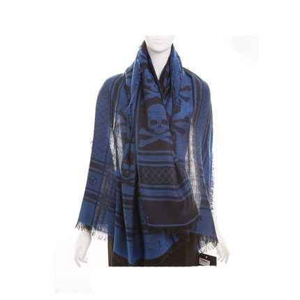 Philipp Plein菲利普兰正品PPAM795404女士时尚经典围巾香港直邮 Philipp Plein菲利普兰正品PPAM795404女士时尚经典围巾香港直邮