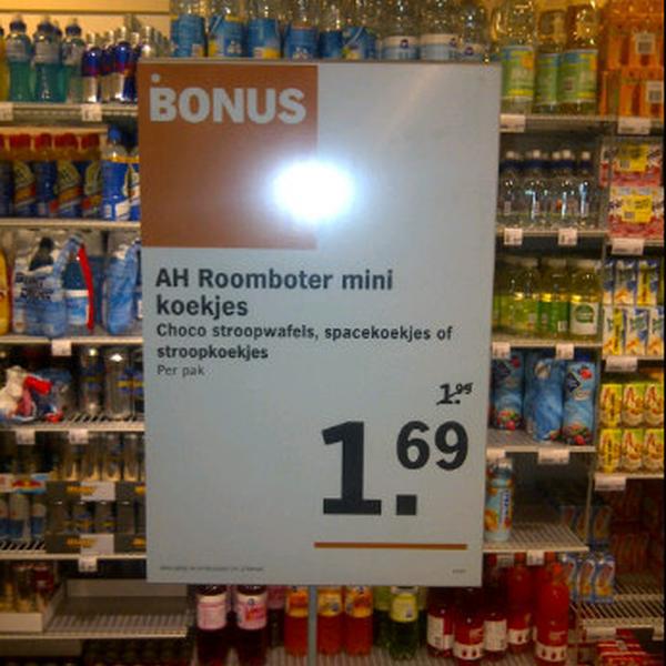 Photo taken at Albert Heijn by Davato on 2/12/2012-荷兰乌特勒支威廉姆万诺尔特广场6号 Photo taken at Albert Heijn by Davato on 2/12/2012