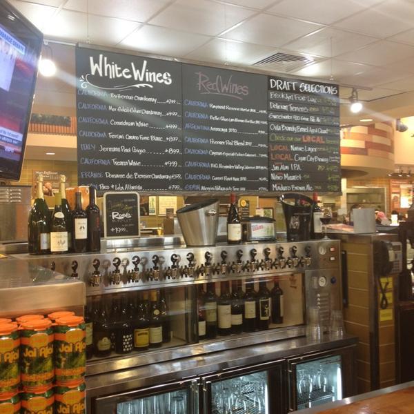 Photo taken at Whole Foods Market by Donald P. on 2/25/2013-美国佛罗里达州奥兰多土耳其湖路8003(位于沙湖路) Photo taken at Whole Foods Market by Donald P. on 2/25/2013