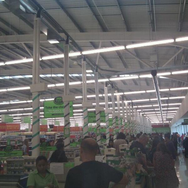 Photo taken at ASDA by Dan on 7/10/2011-英国伦敦雷敦马歇尔路 Photo taken at ASDA by Dan on 7/10/2011