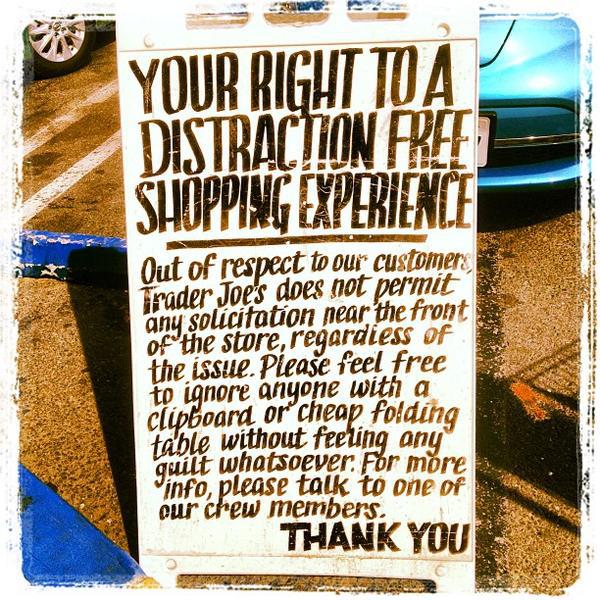 Photo taken at Trader Joe's by lynn f. on 9/13/2013-加尼福尼亚山景城阵雨街道590(在莱瑟姆街) Photo taken at Trader Joe's by lynn f. on 9/13/2013