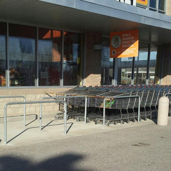 Photo taken at Aldi Food Market by Kenneth M. on 11/29/2013