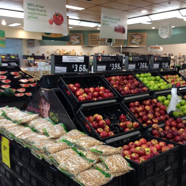 Photo taken at Woolworths by Matthew H. on 12/20/2012