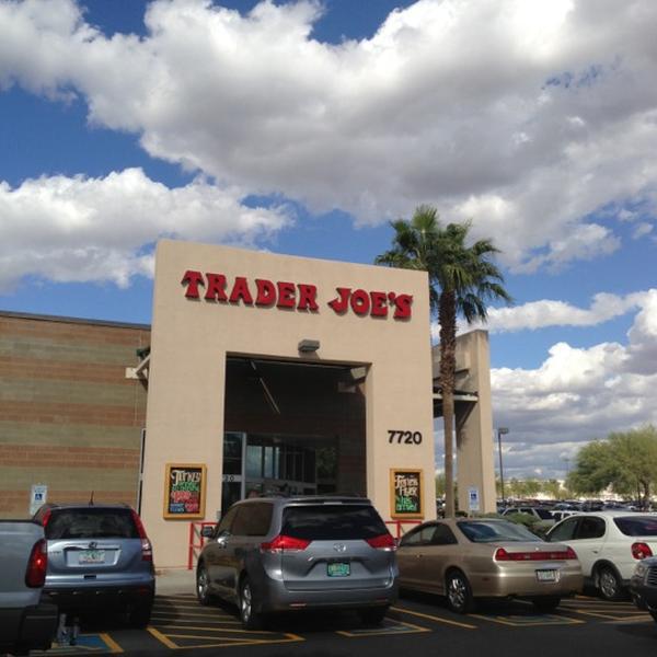 Photo taken at Trader Joe's by Yxes