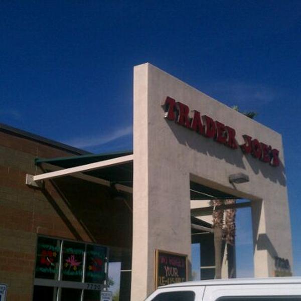 Photo taken at Trader Joe's by Chris K. on 4/21/2011-亚利桑那 格兰岱尔0西钟路772(第75大街) Photo taken at Trader Joe's by Chris K. on 4/21/2011