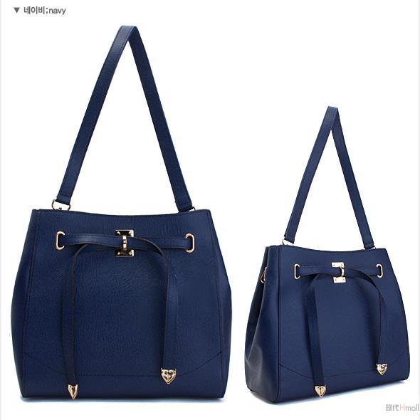 McLaNEE Owen单肩包手提包(藏青色) McLaNEE Owen单肩包手提包(藏青色)