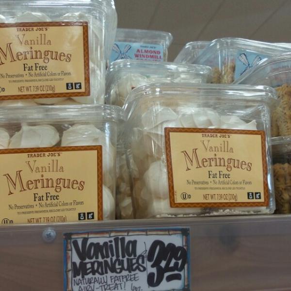 Photo taken at Trader Joe's by Jes T. on 5/26/2014-加尼福尼亚 奇诺岗佩顿街道13911(在盛大道) Photo taken at Trader Joe's by Jes T. on 5/26/2014