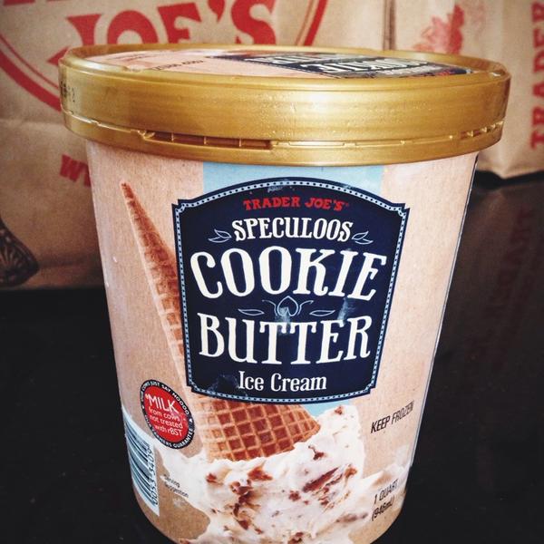 Photo taken at Trader Joe's by ✌Maryanne D. on 8/29/2014-加尼福尼亚 奇诺岗佩顿街道13911(在盛大道) Photo taken at Trader Joe's by ✌Maryanne D. on 8/29/2014