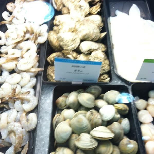 Photo taken at Publix by Richo B. on 8/28/2013