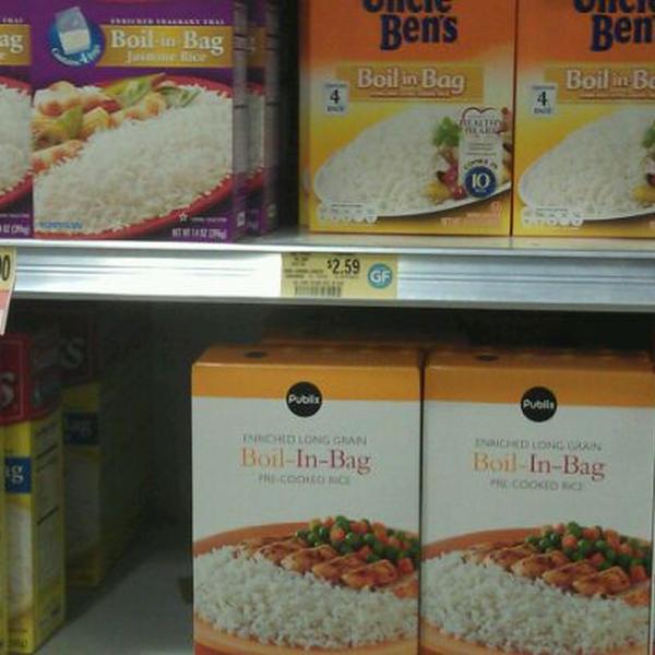 Photo taken at Publix by Déyshon D. on 5/2/2012