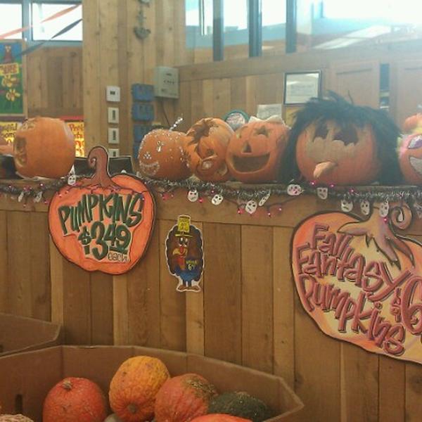 Photo taken at Trader Joe's by Gregory H. on 10/29/2012-伊利诺州拉格兰奇市奥格登大道拉格兰奇路北25号 Photo taken at Trader Joe's by Gregory H. on 10/29/2012