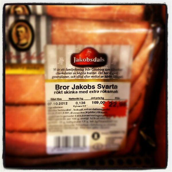 Photo taken at City Gross Bromma by Jonathan W. on 9/18/2012-瑞典斯德哥尔摩Bryggerivägen 10号 Photo taken at City Gross Bromma by Jonathan W. on 9/18/2012