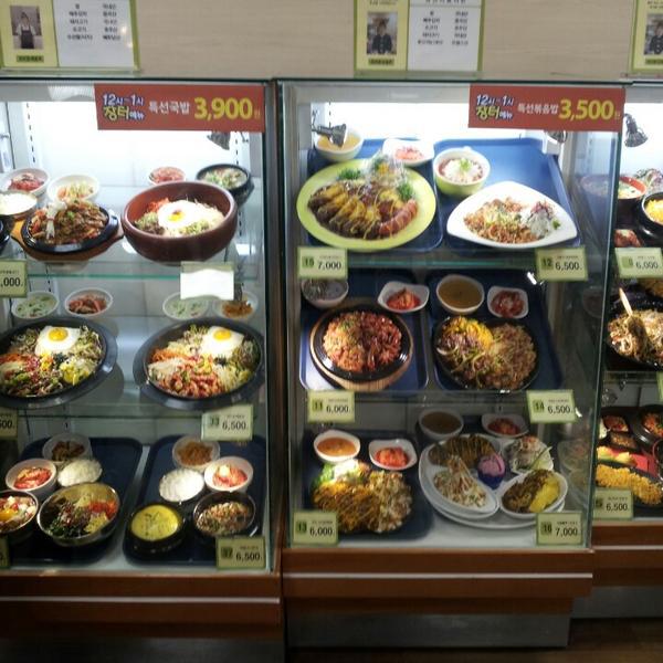 Photo taken at 홈플러스 (Home plus) by 재희Jay 홍. on 12/29/2013-首尔市城北区花郞路76号(月谷店) Photo taken at 홈플러스 (Home plus) by 재희Jay 홍. on 12/29/2013