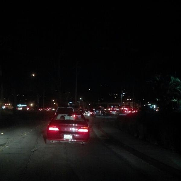 Photo taken at Trader Joe's by Scott M. on 12/28/2012-加利福尼亚州红木路2052号 Photo taken at Trader Joe's by Scott M. on 12/28/2012