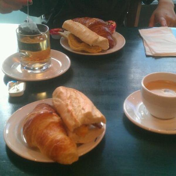 Photo taken at HEMA by Jochem D. on 12/6/2011-荷兰南荷兰省福尔堡今敏朱莉安娜大街231号 Photo taken at HEMA by Jochem D. on 12/6/2011