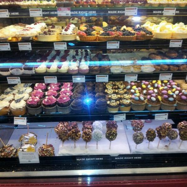 Photo taken at Whole Foods Market by Sweetanne D. on 3/24/2012-加利福尼亚州托伦斯太平洋海岸高速公路(克伦肖大道)2655 Photo taken at Whole Foods Market by Sweetanne D. on 3/24/2012