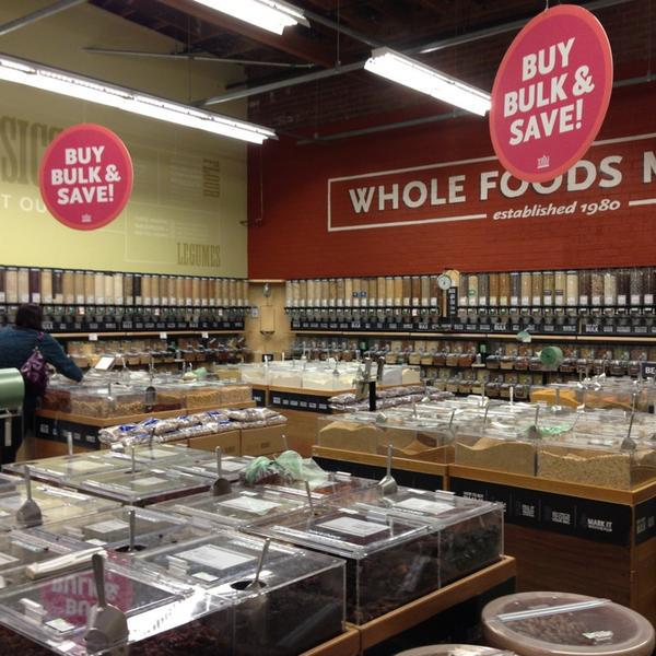 Photo taken at Whole Foods Market by Tetsuro O. on 1/18/2013-加利福尼亚州托伦斯太平洋海岸高速公路(克伦肖大道)2655 Photo taken at Whole Foods Market by Tetsuro O. on 1/18/2013