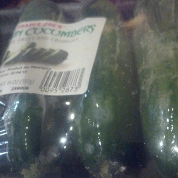 Photo taken at Trader Joe's by Kimberly V. on 2/15/2013-弗吉尼亚州纽波特纽斯杰弗逊大道12551 Photo taken at Trader Joe's by Kimberly V. on 2/15/2013