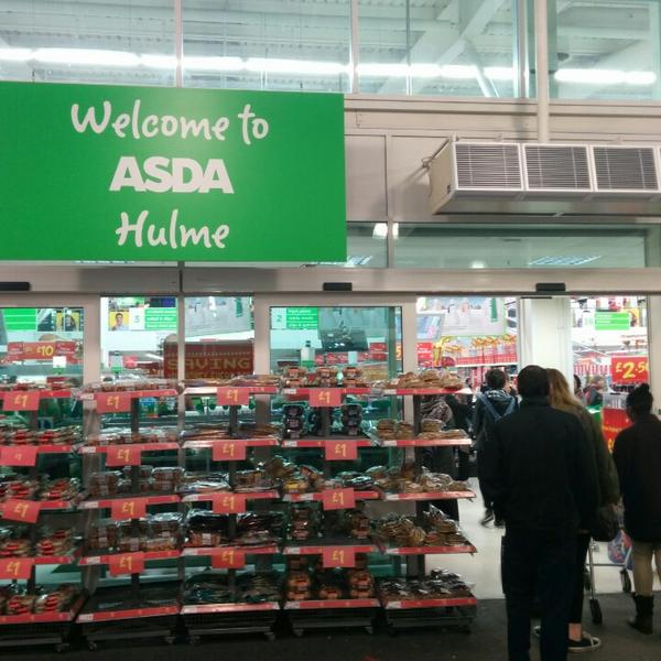 Photo taken at Asda by Robert Š. on 12/2/2013-英国休姆普琳西丝路 Photo taken at Asda by Robert Š. on 12/2/2013