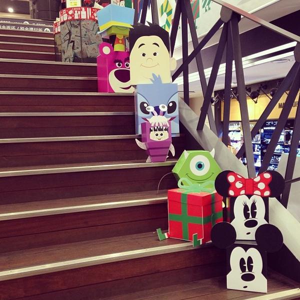 Photo taken at OLIVE YOUNG by 보람 최. on 12/19/2013-首尔特别市中区明洞85号OliveYoung美妆店 Photo taken at OLIVE YOUNG by 보람 최. on 12/19/2013