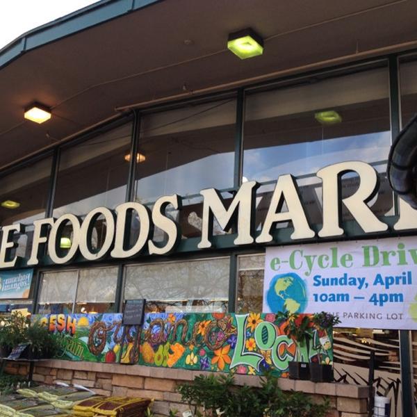 Photo taken at Whole Foods Market by Richard D. on 4/14/2012-加利福尼亚州伯克利阿什比大路电报大道3000号 Photo taken at Whole Foods Market by Richard D. on 4/14/2012