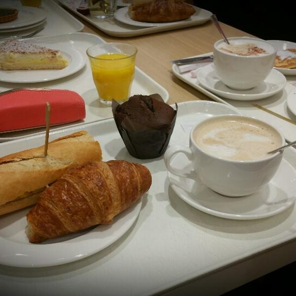 Photo taken at HEMA by Betül Ö. on 3/24/2015