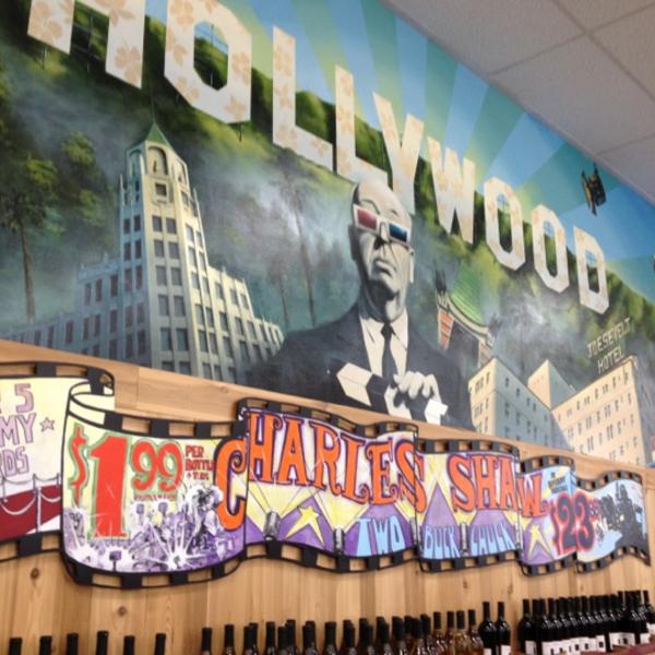 Photo taken at Trader Joe's by Lindsey M. on 3/18/2012-美国加利福尼亚州洛杉矶藤街1600 Photo taken at Trader Joe's by Lindsey M. on 3/18/2012