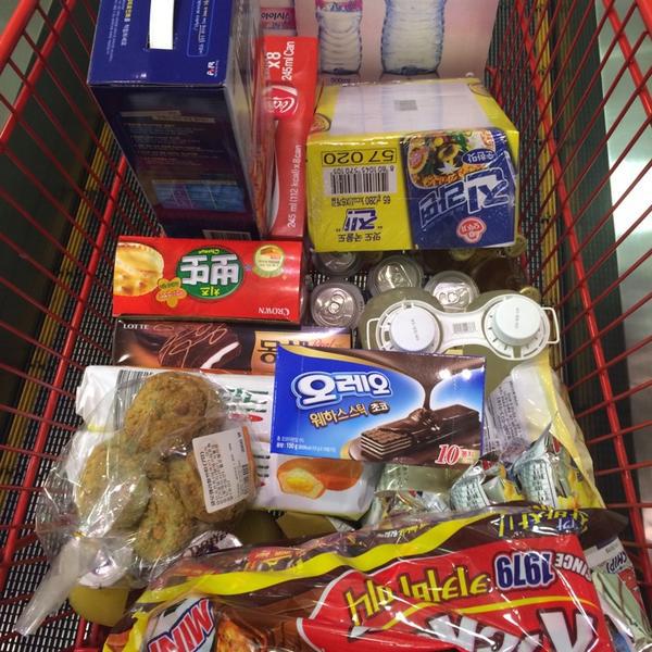 Photo taken at 롯데마트 (Lotte Mart) by geunyoung p. on 5/13/2014-首尔特别市东大门214清凉里乐天超市 Photo taken at 롯데마트 (Lotte Mart) by geunyoung p. on 5/13/2014