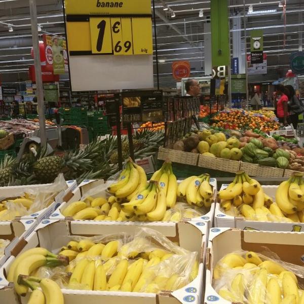 Photo taken at Carrefour Trifontaine by Longboard34 D. on 9/30/2014-法国朗格多克鲁西永圣克莱芒德里维埃冈义路 Photo taken at Carrefour Trifontaine by Longboard34 D. on 9/30/2014