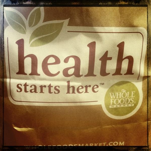 Photo taken at Whole Foods Market by Yeadon S. on 5/11/2012-美国南卡罗来纳州芒特普莱森特杜琪峰兹大道923 Photo taken at Whole Foods Market by Yeadon S. on 5/11/2012