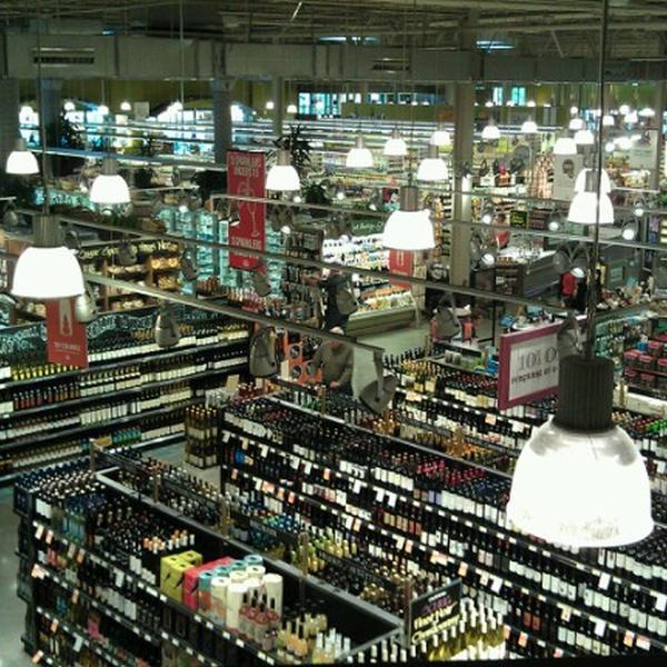 Photo taken at Whole Foods Market by Anna G. on 12/6/2012-北卡罗来纳州夏洛特费尔维尤路(沙龙路)6610 Photo taken at Whole Foods Market by Anna G. on 12/6/2012